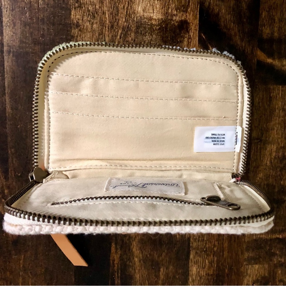 Universal Thread Multi-Colored Terrycloth-Woven Z… - image 6